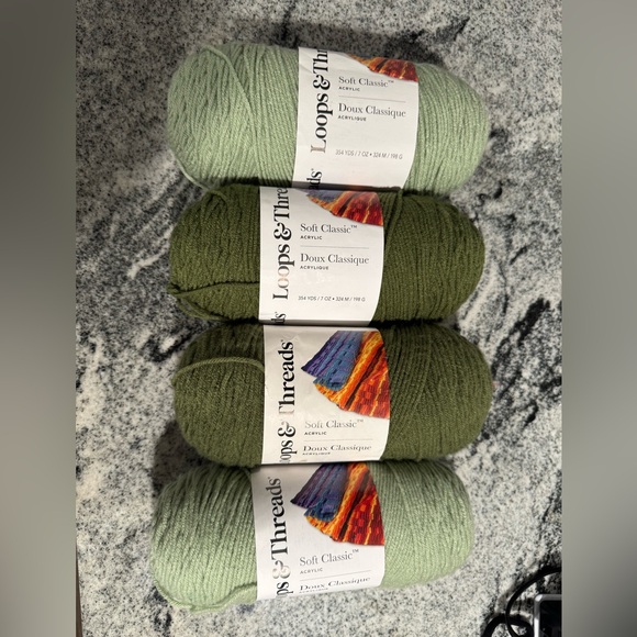 Green Yarn lot , Loops and Threads Soft Classic - Picture 1 of 8